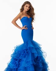 blue dress